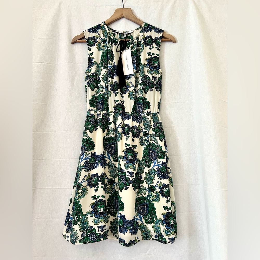 COLLECTIVE CONCEPTS | Midi Sundress